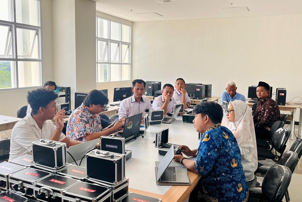 UIN Gus Dur Bekali Dosen dengan Workshop Internet of Things